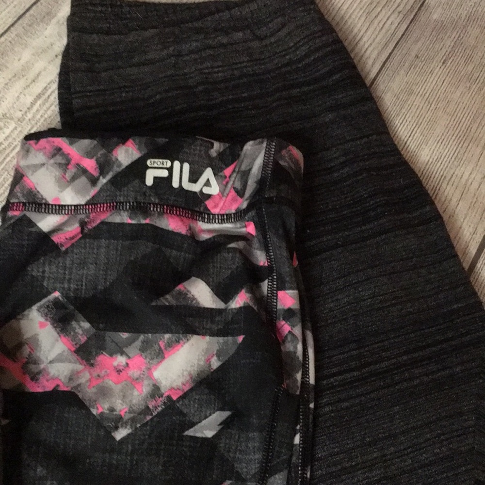 Lot of 4 pairs of leggings